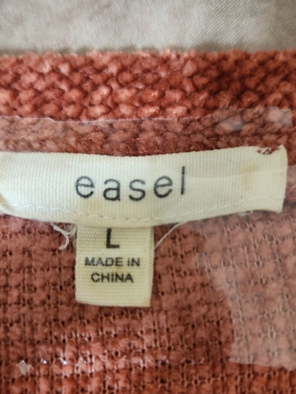 easel Rose Heathered Crewneck Sweater Wears Oversized. - Picture 2 of 9